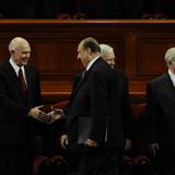 /media/orig/elder-oaks-newsbio-GC-Oct-2010-with-monson.JPG